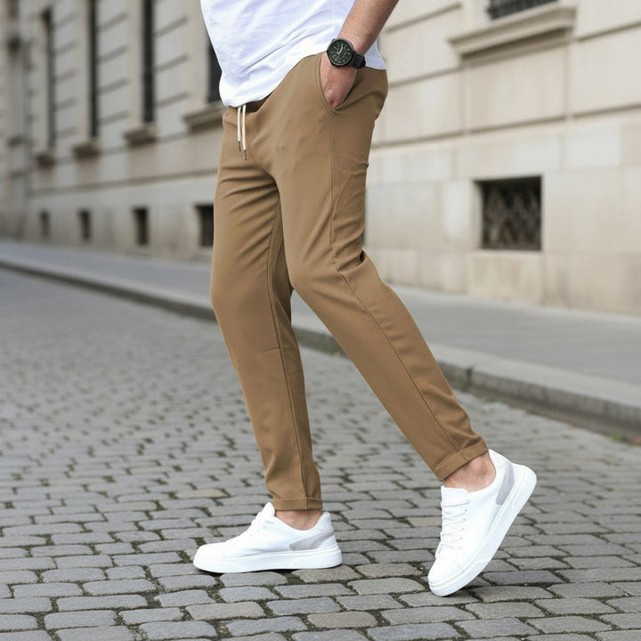 Bekzat - Pantalon à Coupe Droite