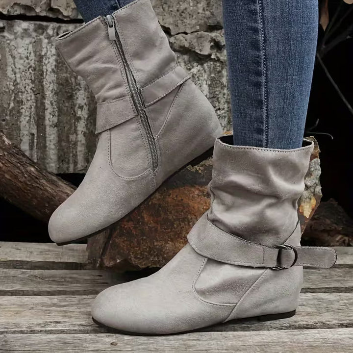 Belynda - Bottines à Talon Compensé Ample Avec Bride à Boucle
