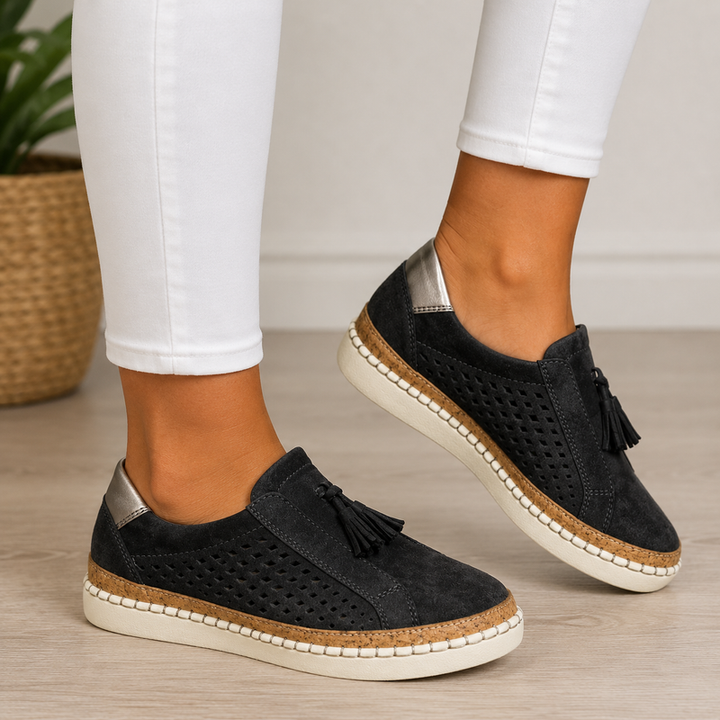 Sheyzina - Mocassins à Plateforme et à Pompons Perforés à Enfiler