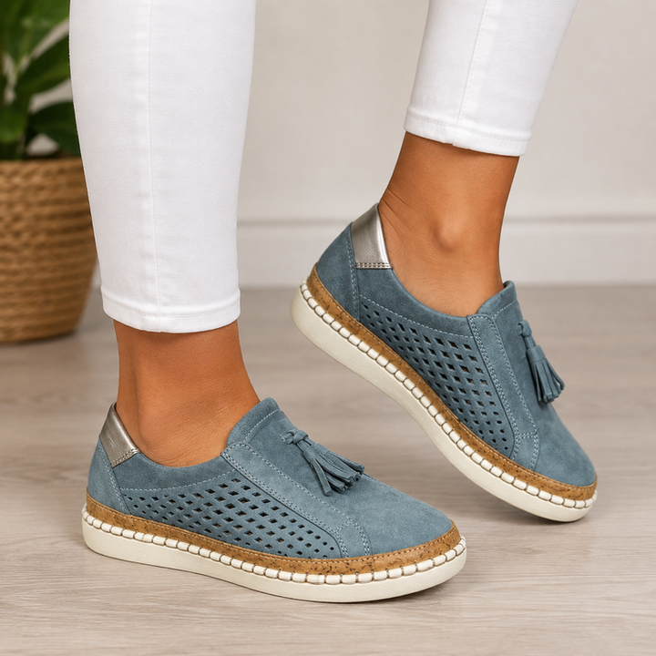 Sheyzina - Mocassins à Plateforme et à Pompons Perforés à Enfiler