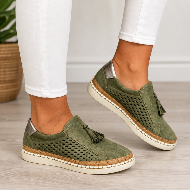 Sheyzina - Mocassins à Plateforme et à Pompons Perforés à Enfiler