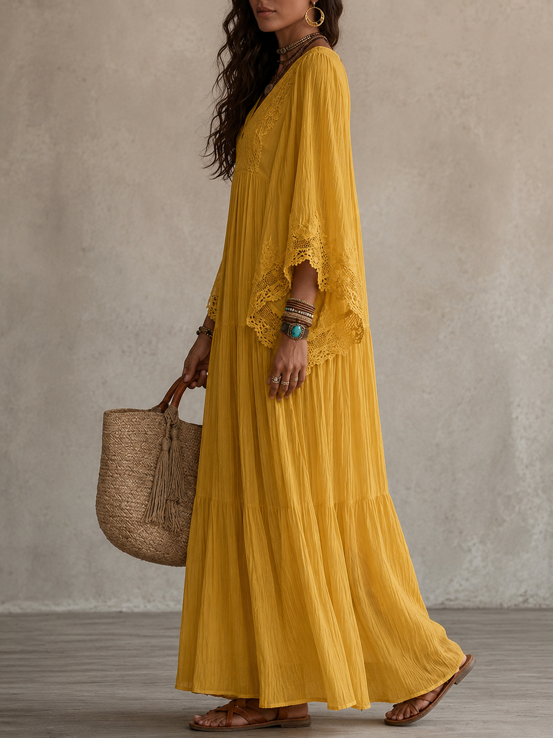 Ainura - Robe Longue en Mousseline Ivoire Et Dentelle