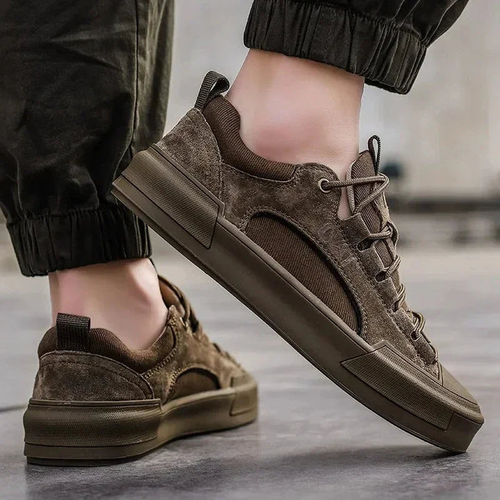 Atherton - Baskets Décontractées en Daim à Lacets